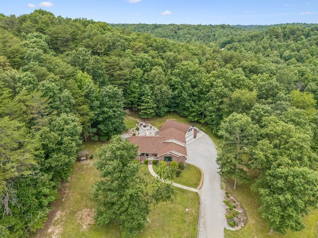 290 Goodstock Road, Crossville, TN 38555