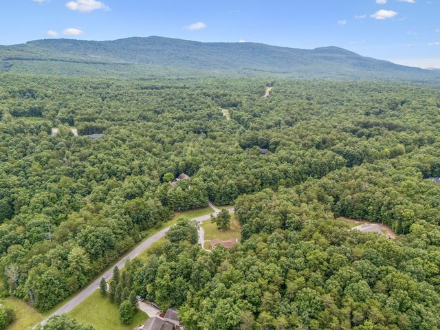 290 Goodstock Road, Crossville, TN 38555