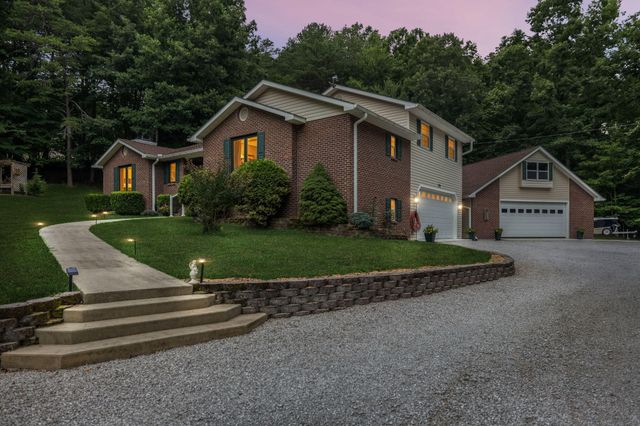 290 Goodstock Road, Crossville, TN 38555