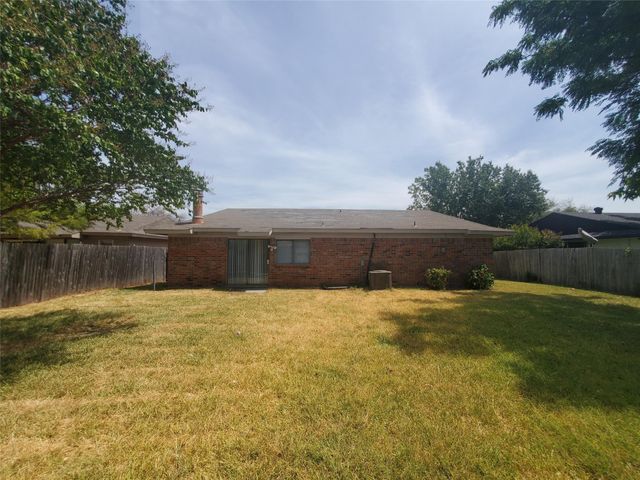 1618 Meridian Way, Garland, TX 75040