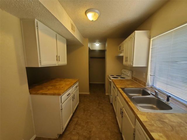 1618 Meridian Way, Garland, TX 75040
