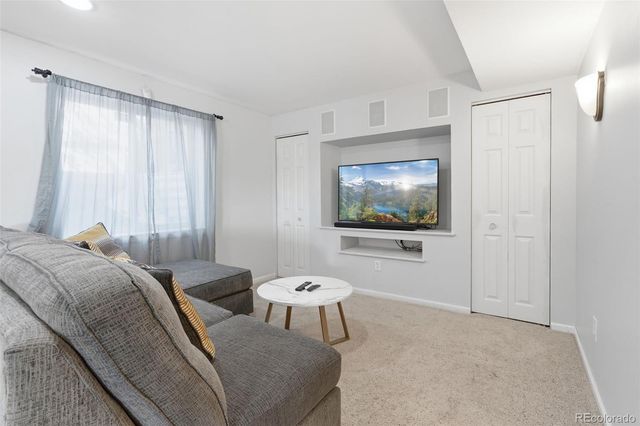 18816 E Saratoga Circle, Aurora, CO 80015