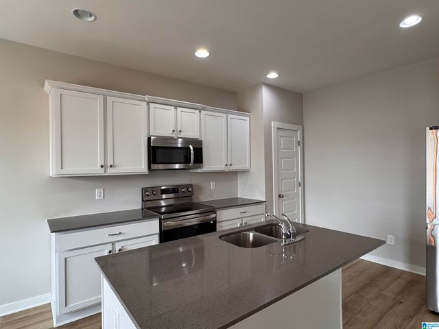 2135 SULLIVAN DRIVE SW, Cullman, AL 35055