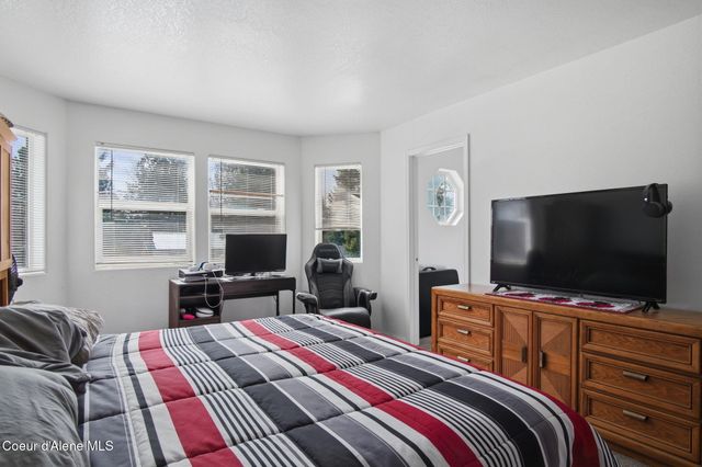 1216 Alder ST, Sandpoint, ID 83864