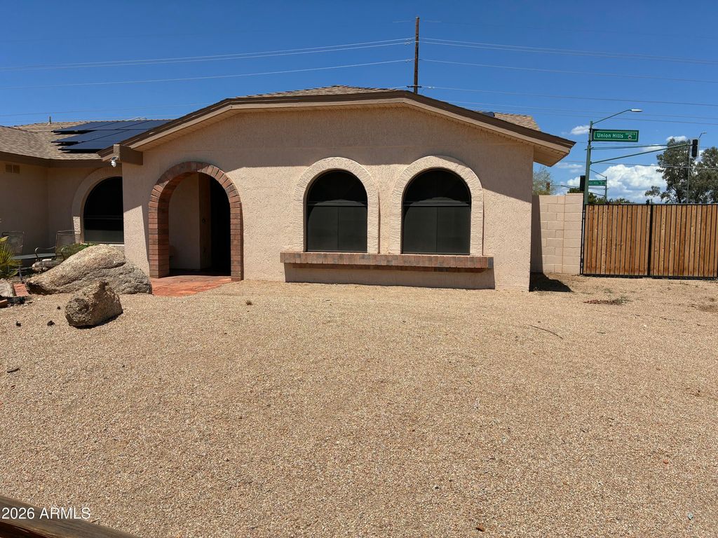 3902 W VILLA THERESA Drive, Glendale, AZ 85308 — photo 2