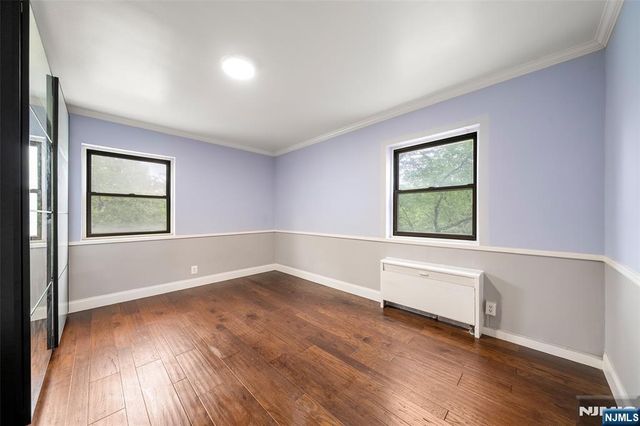410 Park Place 4B, Fort Lee, NJ 07024