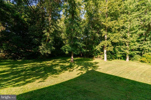 3380 PLUM POINT RD, Huntingtown, MD 20639