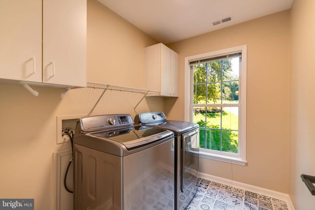 3380 PLUM POINT RD, Huntingtown, MD 20639