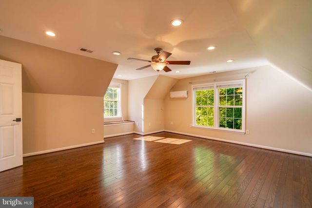 3380 PLUM POINT RD, Huntingtown, MD 20639