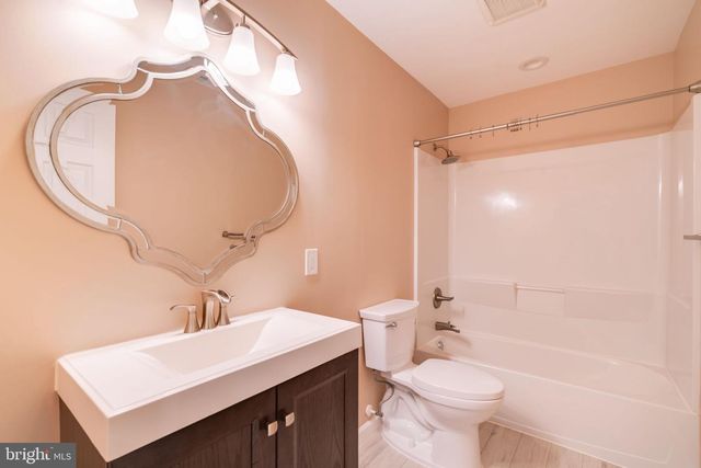 3380 PLUM POINT RD, Huntingtown, MD 20639