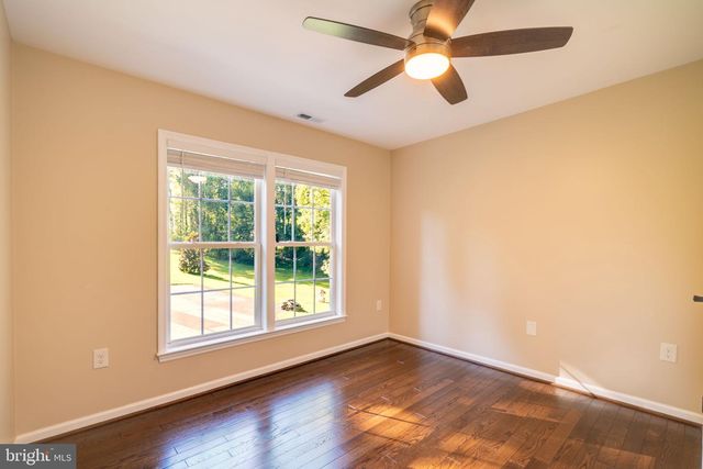 3380 PLUM POINT RD, Huntingtown, MD 20639