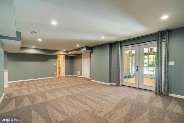 3380 PLUM POINT RD, Huntingtown, MD 20639