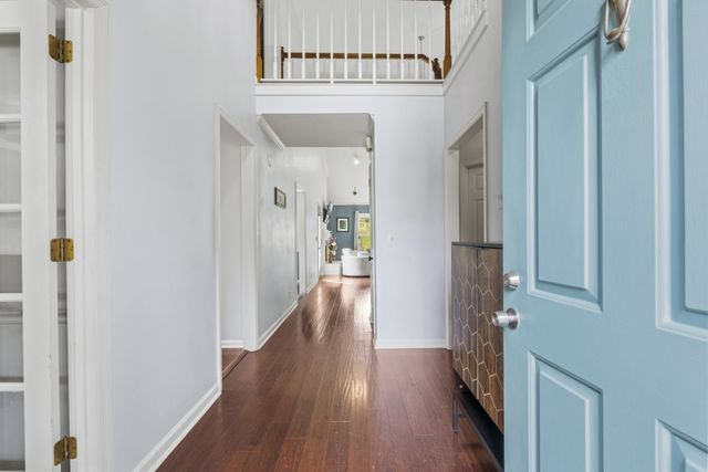 7108 River Park Ct, Nashville, TN 37221