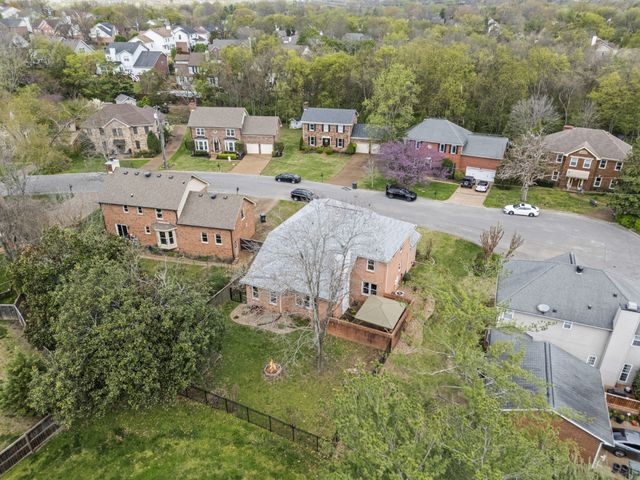 7108 River Park Ct, Nashville, TN 37221