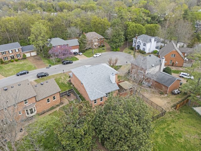 7108 River Park Ct, Nashville, TN 37221