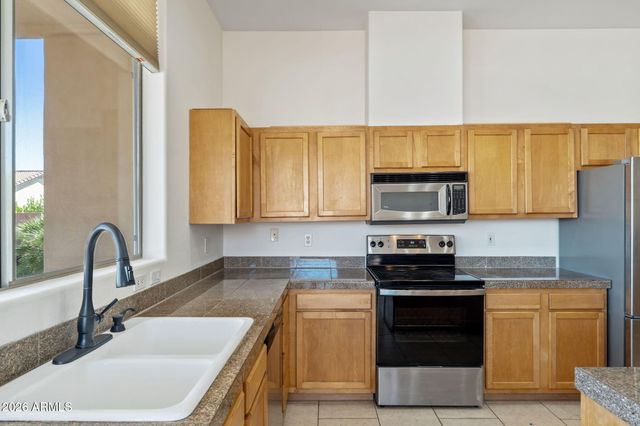 11021 N 13TH Street, Phoenix, AZ 85020