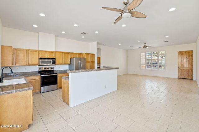 11021 N 13TH Street, Phoenix, AZ 85020