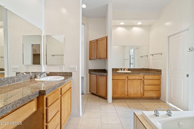 11021 N 13TH Street, Phoenix, AZ 85020