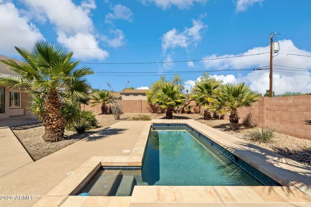 11021 N 13TH Street, Phoenix, AZ 85020