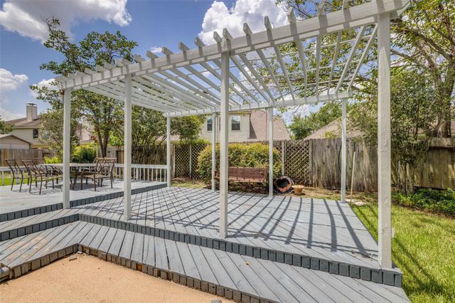 12414 N Shadow Cove Drive Lane, Houston, TX 77082