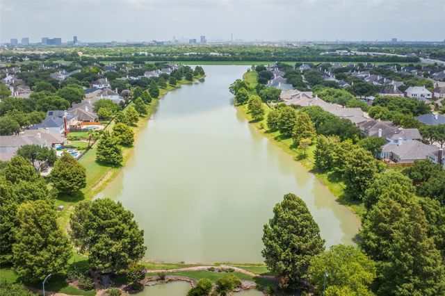 12414 N Shadow Cove Drive Lane, Houston, TX 77082