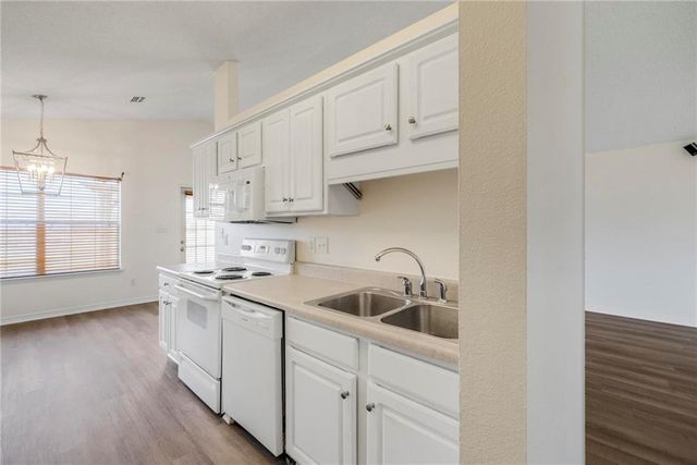 2700 Hampton Park Circle, Foley, AL 36535