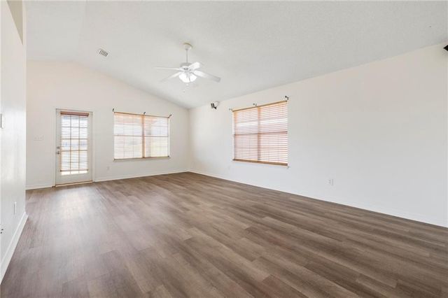 2700 Hampton Park Circle, Foley, AL 36535