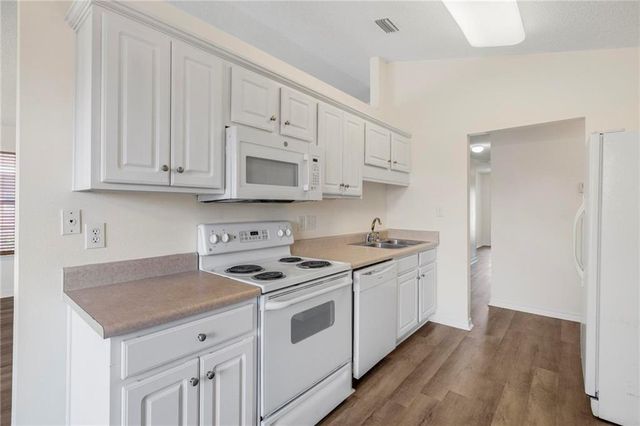 2700 Hampton Park Circle, Foley, AL 36535