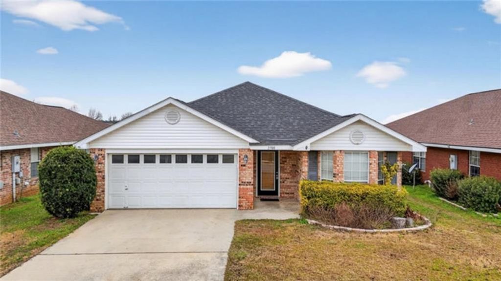 2700 Hampton Park Circle, Foley, AL 36535