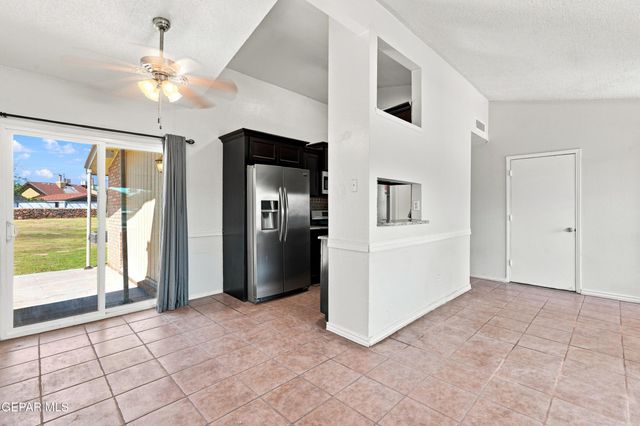 6673 Tiger Eye Drive, El Paso, TX 79924