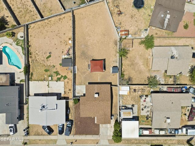6673 Tiger Eye Drive, El Paso, TX 79924