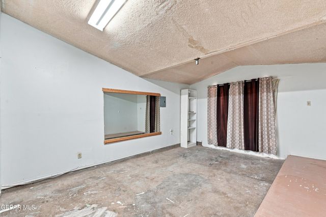 6673 Tiger Eye Drive, El Paso, TX 79924