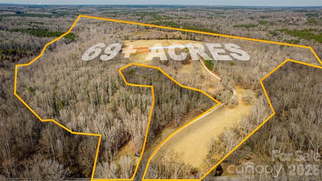 1791B Westbrook Road, Edgemoor, SC 29712