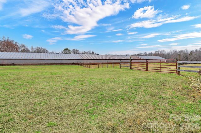 1791B Westbrook Road, Edgemoor, SC 29712