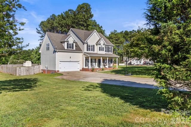 135 Painted Bunting Drive, Troutman, NC 28166