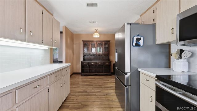 12092 S Hyacinth Point, Floral City, FL 34436