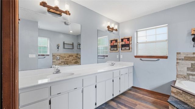 12092 S Hyacinth Point, Floral City, FL 34436