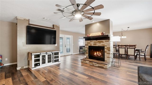 12092 S Hyacinth Point, Floral City, FL 34436