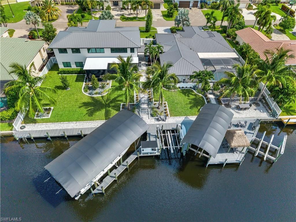 1912 SE 33rd TER, CAPE CORAL, FL 33904 — photo 2