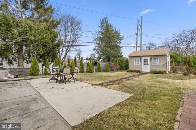 608 E PINE ST, Feasterville Trevose, PA 19053