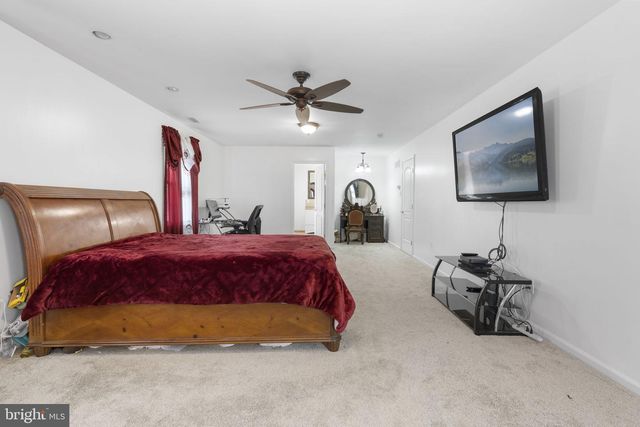 608 E PINE ST, Feasterville Trevose, PA 19053