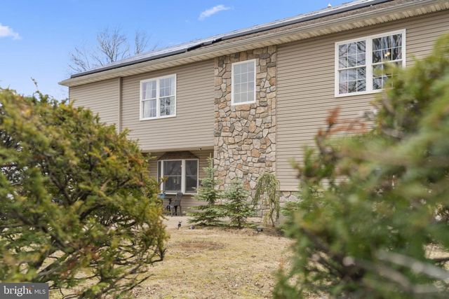 608 E PINE ST, Feasterville Trevose, PA 19053