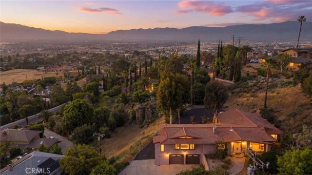 12021 Honey Hill, Grand Terrace, CA 92313