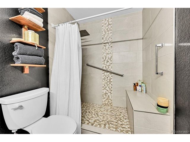 8371 S Upham Way 208, Littleton, CO 80128