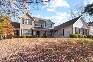 724 Questover Lane, St Louis, MO 63141