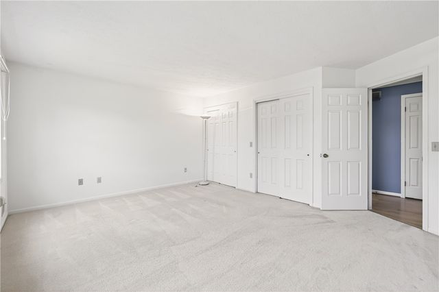 5 Fresh Meadow Run, Perinton, NY 14526