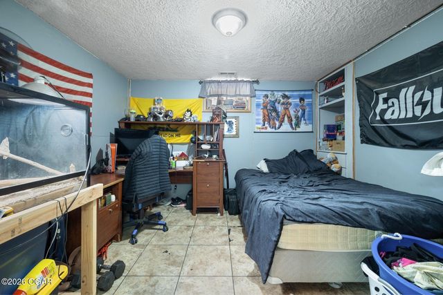 4030 E Zora Street, Webb City, MO 64870