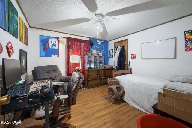 4030 E Zora Street, Webb City, MO 64870