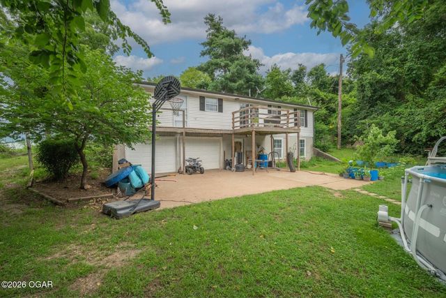 4030 E Zora Street, Webb City, MO 64870