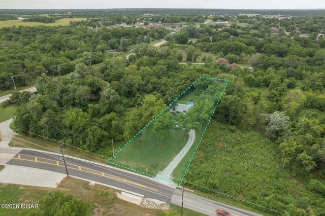 4030 E Zora Street, Webb City, MO 64870